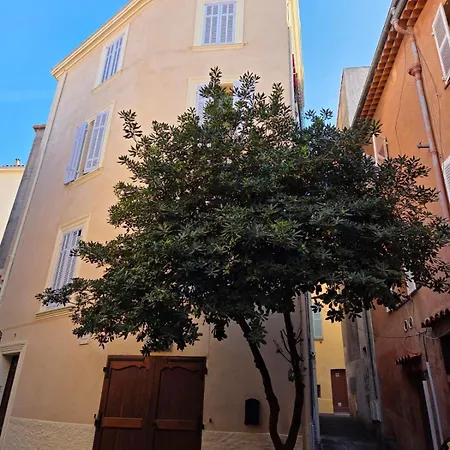 Cote Vieil Апартаменты *